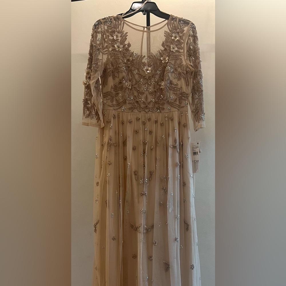 Aidan Mattox beaded sweetheart, neckline, 3/4 sleeve long gown - Picture 12 of 17